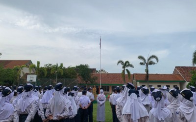 “Hari Pertama Sekolah 2026: Energi Positif, Disiplin, dan Harapan Baru”