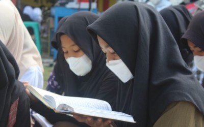 Keren, 763 siswa SMP Negeri 4 Cilacap Nderes Al Quran Berjamaah